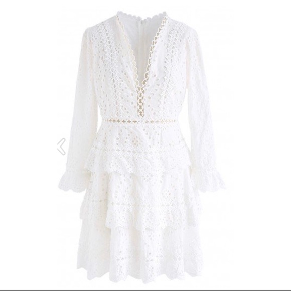 Short Summer Lace Dress - Picture 2 of 2